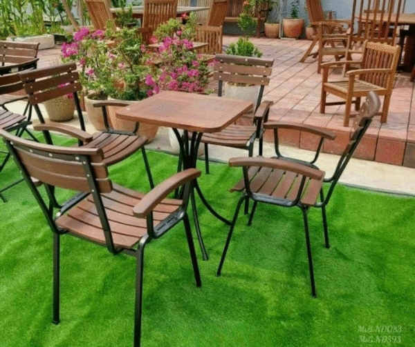 Bàn ghế cafe Fansipan có tay (1 bộ)